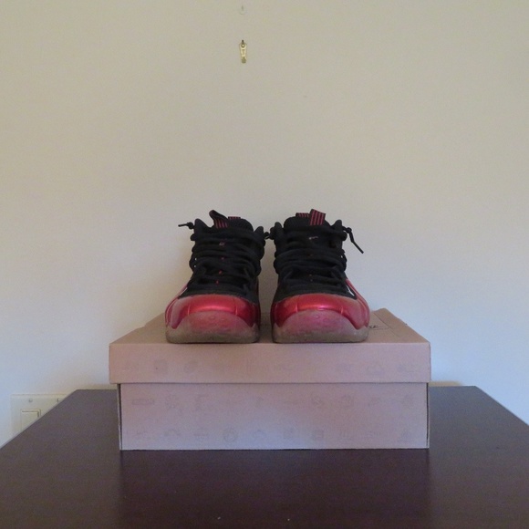 Air Foamposite One Metallic Red Size 10 VNDS - Picture 1 of 7